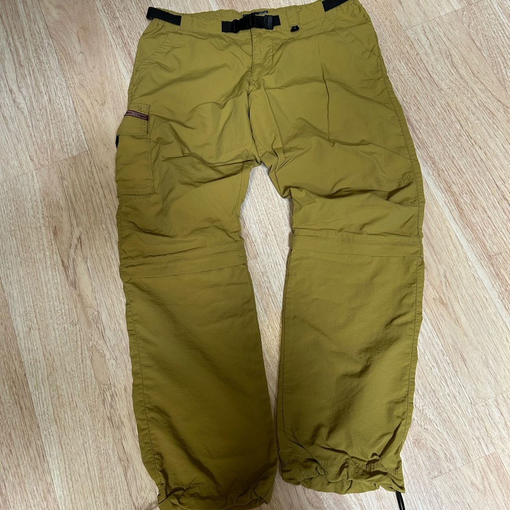 Women’s Vintage REI hiking pants size 4
